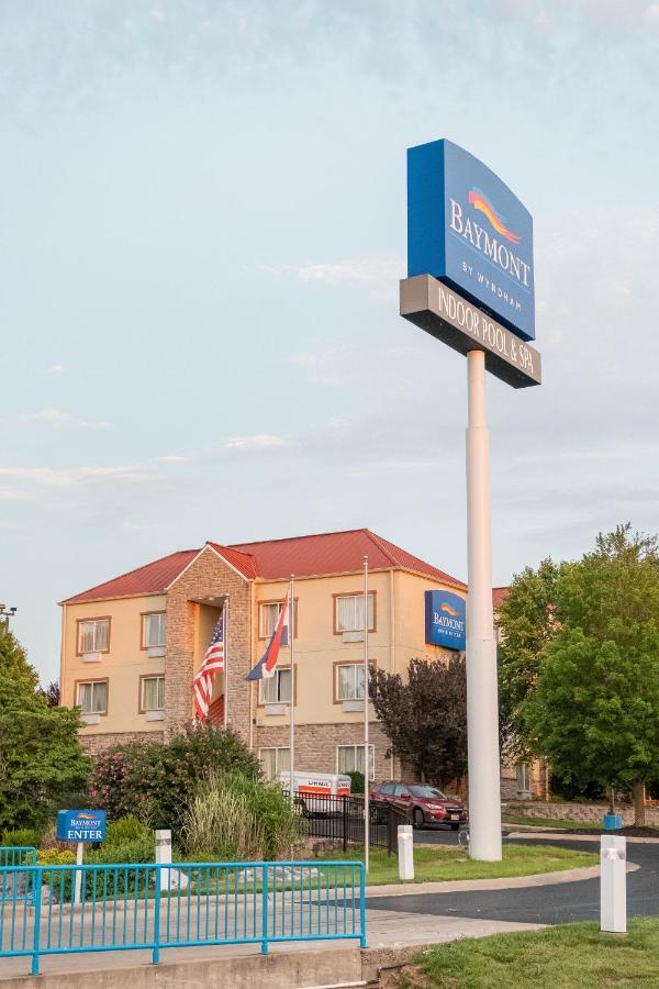 Baymont By Wyndham Springfield I-44 Hotel Bagian luar foto