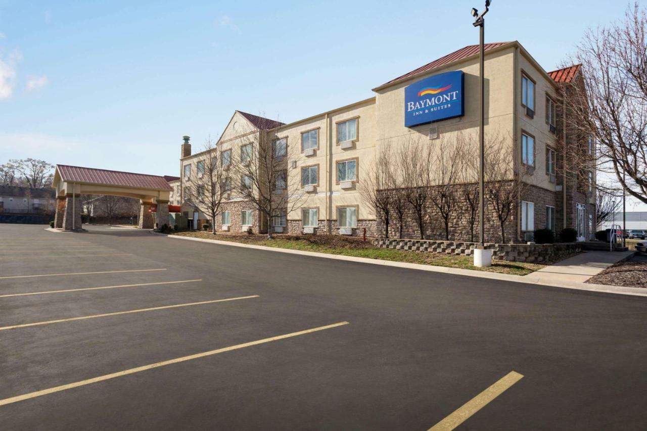 Baymont By Wyndham Springfield I-44 Hotel Bagian luar foto